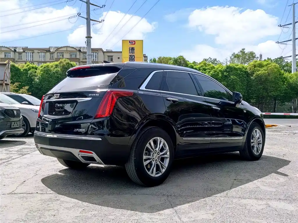 Cadillac XT5 2021 2.0T Luxury