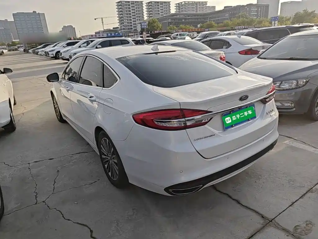 Ford Mondeo — миниатюра 5