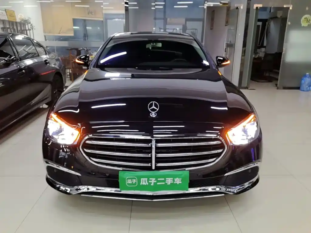 Mercedes-Benz E-Class — миниатюра 3