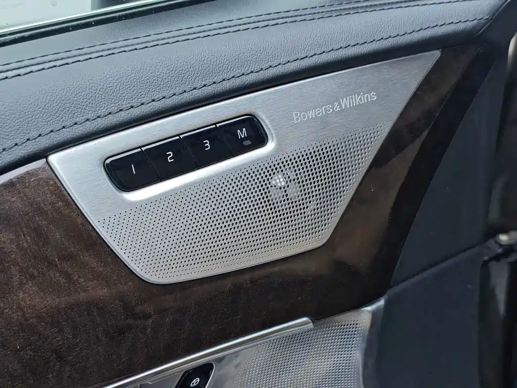 Volvo XC90 — миниатюра 18
