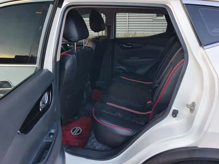 Nissan Qashqai — миниатюра 11