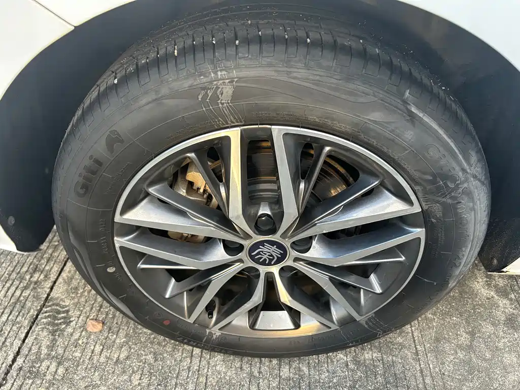 BYD Qin PLUS — миниатюра 7