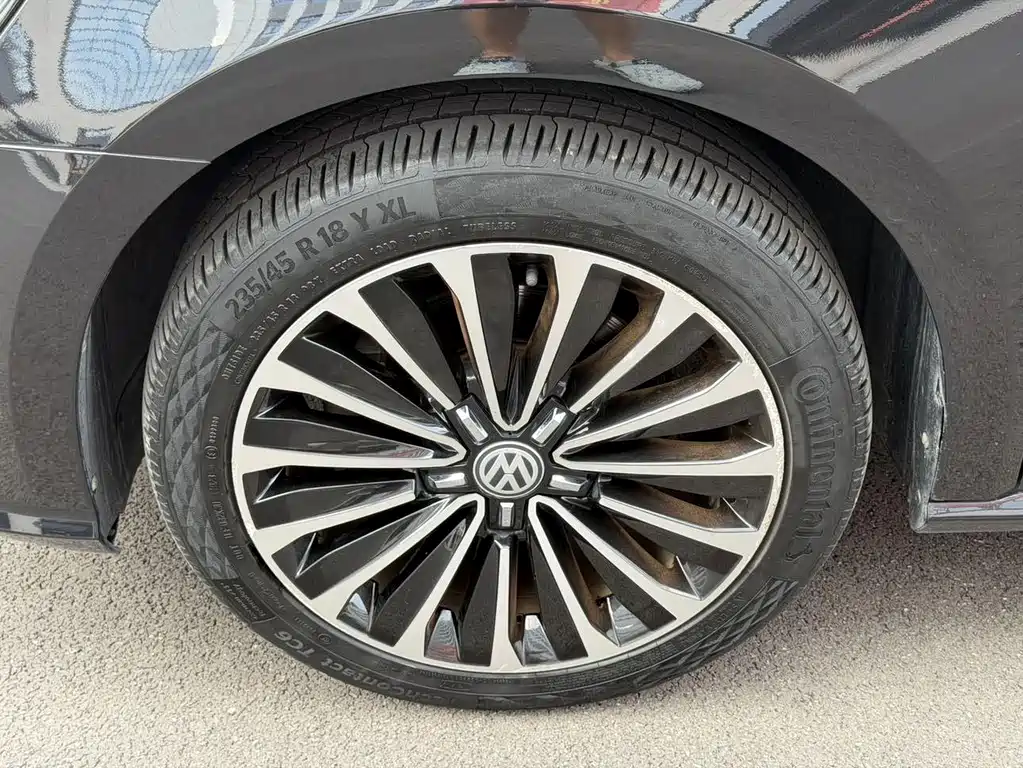 Volkswagen Passat — миниатюра 13