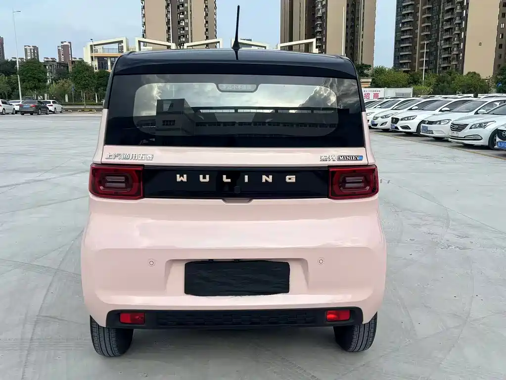 Wuling MINIEV — миниатюра 5