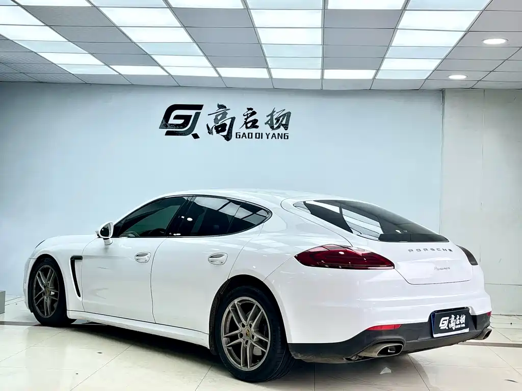 Porsche Panamera — миниатюра 21