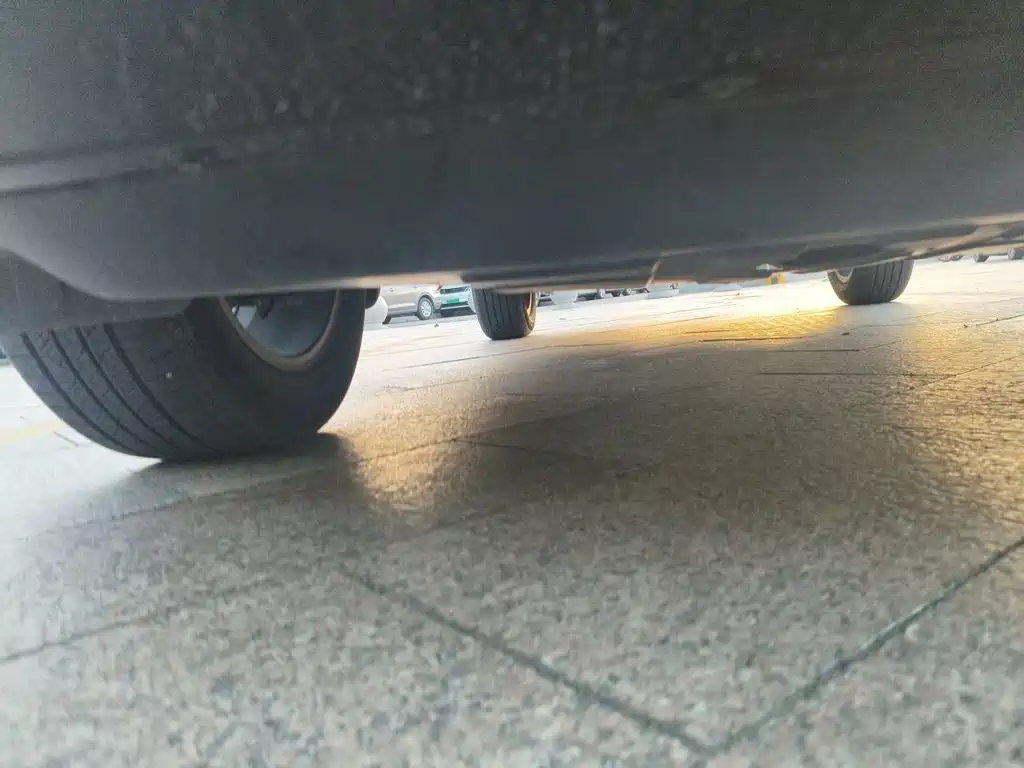Geely Binyue — миниатюра 15