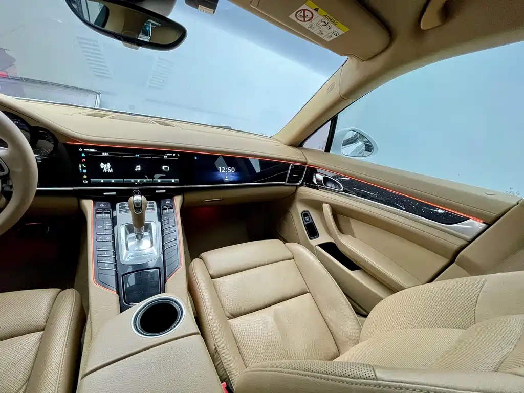 Porsche Panamera — миниатюра 12