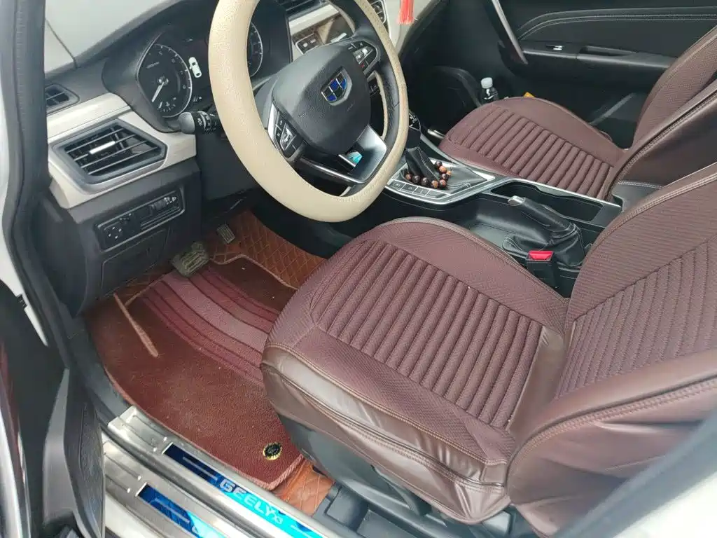 Geely Vision X3 — миниатюра 16