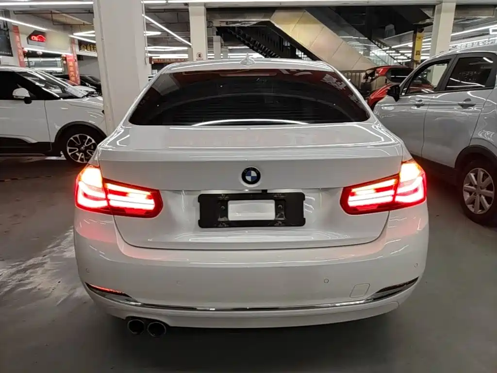 BMW 3 Series — миниатюра 6