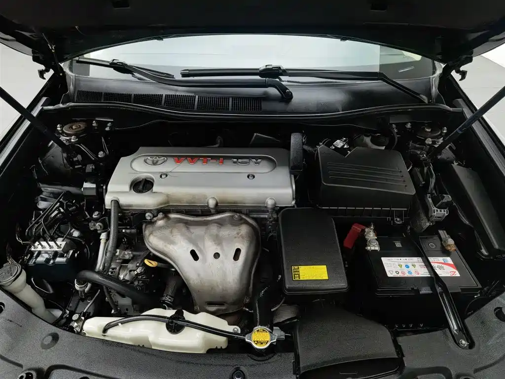 Toyota Camry 2012 2.0S