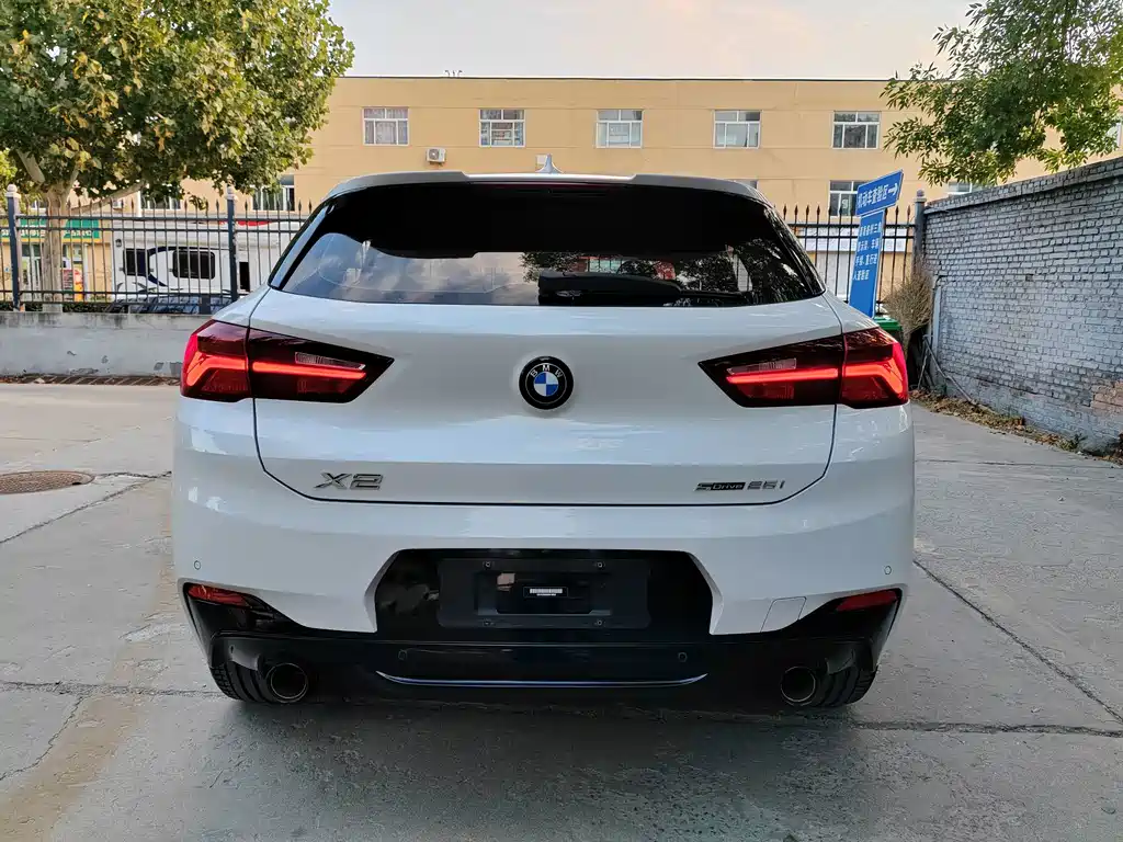 BMW X2 — миниатюра 5