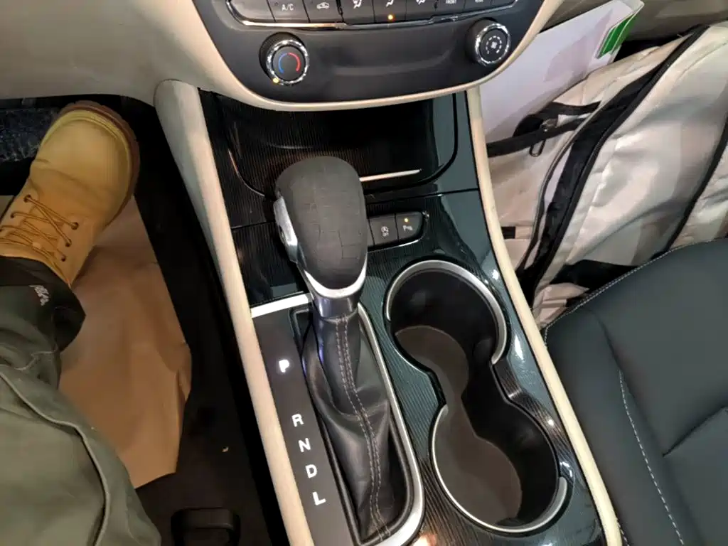 Buick Verano — миниатюра 14