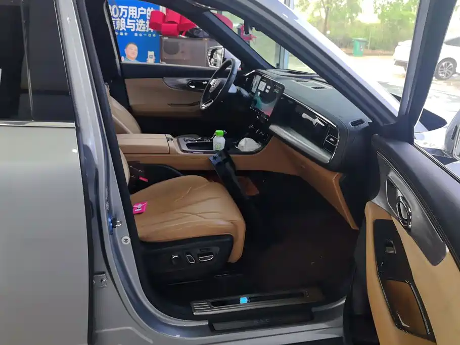 GAC Motor Trumpchi ES9 — миниатюра 8