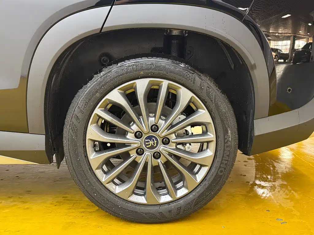 BYD Song Ultra — миниатюра 11