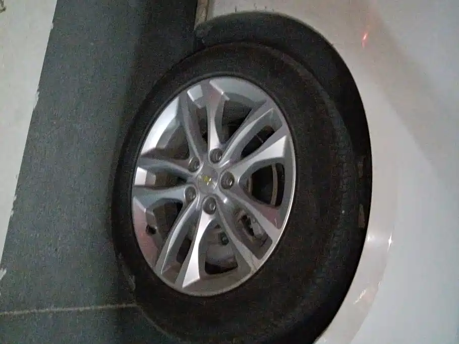 Chevrolet Malibu XL — миниатюра 6