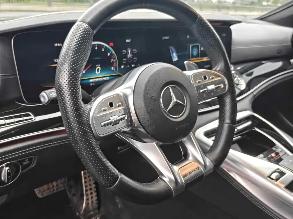 Mercedes-Benz AMG GT — миниатюра 7
