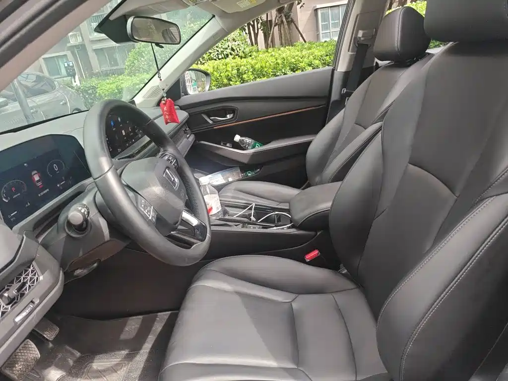 Honda Accord — миниатюра 8