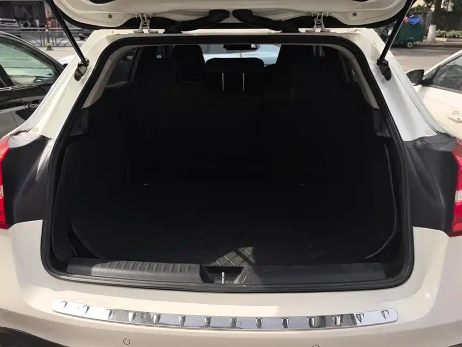 Mercedes-Benz GLA — миниатюра 4