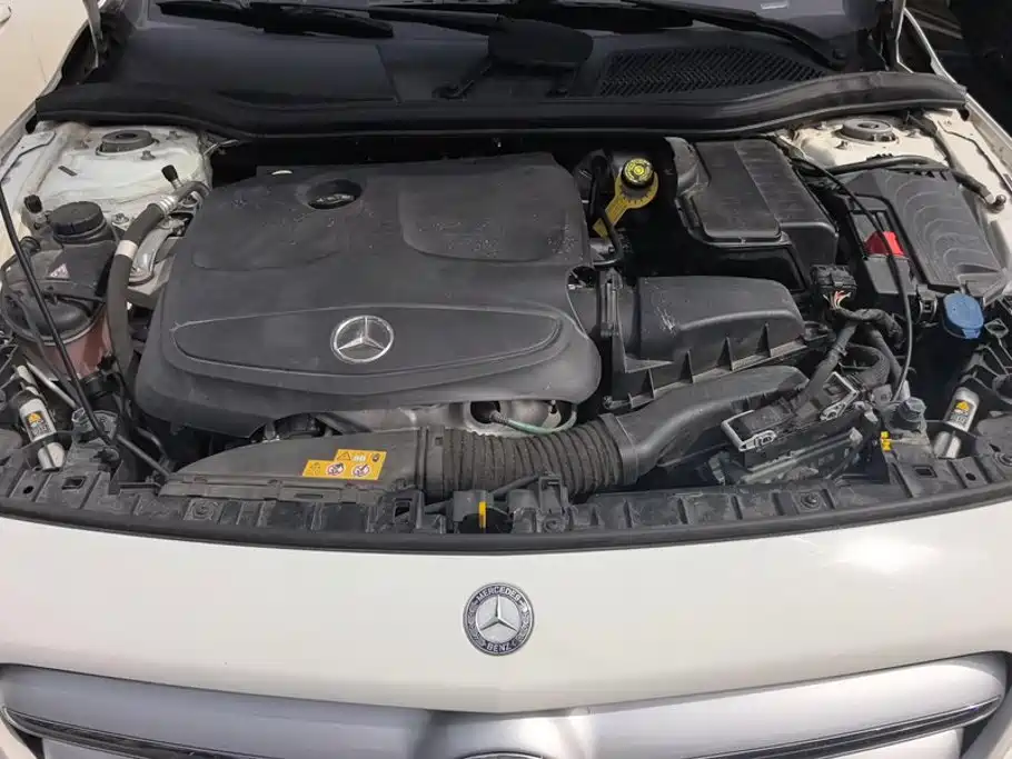 Mercedes-Benz GLA — миниатюра 10