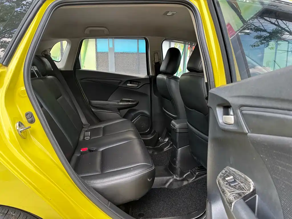 Honda Fit — миниатюра 11