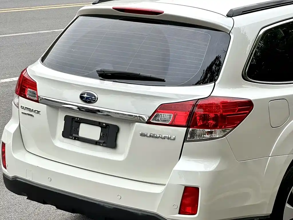 Subaru Outback — миниатюра 6