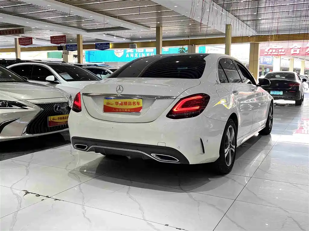 MERCEDES-BENZ C CLASS