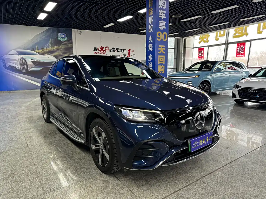 MERCEDES-BENZ EQE SUV