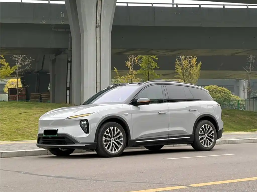 NIO ES6