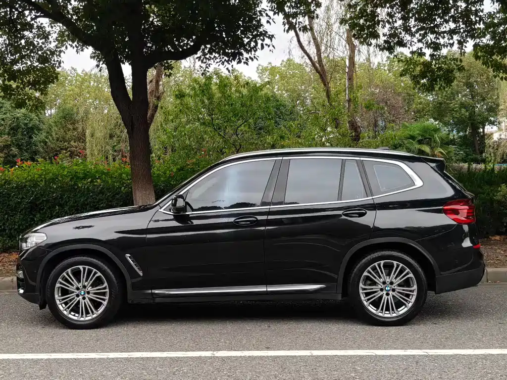 BMW X3 — миниатюра 2