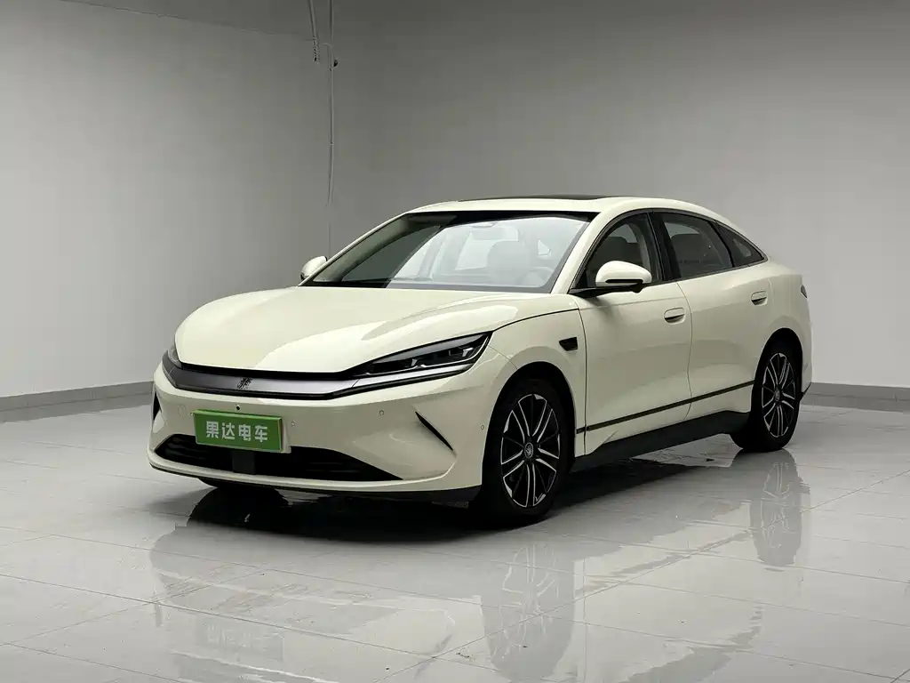 2025 BYD Qin - zdjęcie 1 z 21