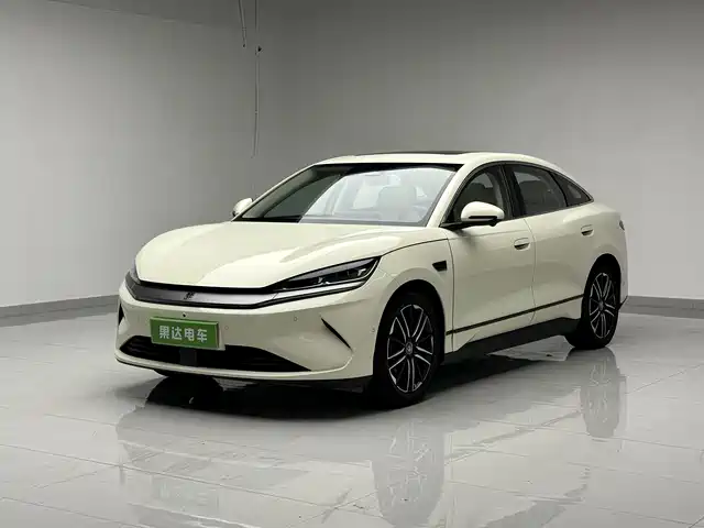 2025 BYD Qin