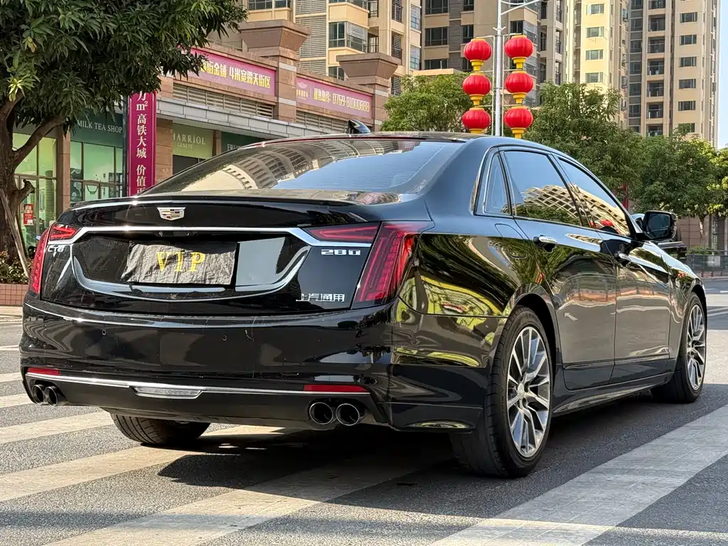 CADILLAC CT6