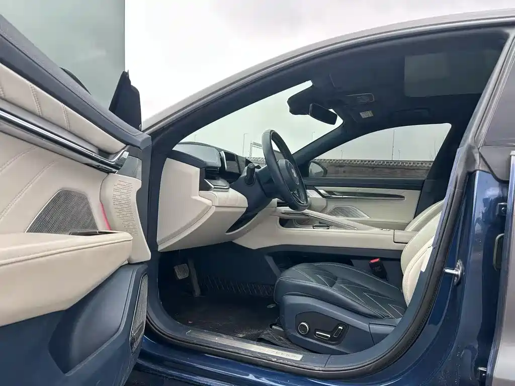 ZEEKR EXTREME KRYPTON 001