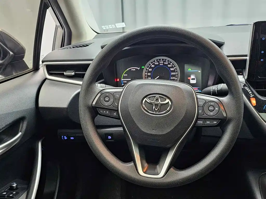Toyota Corolla — миниатюра 13