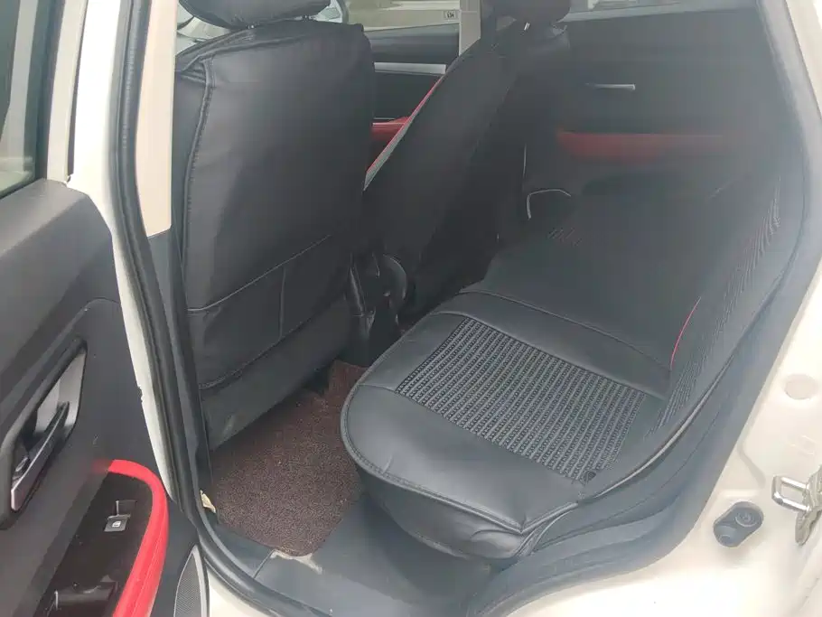 Haval H2s — миниатюра 11