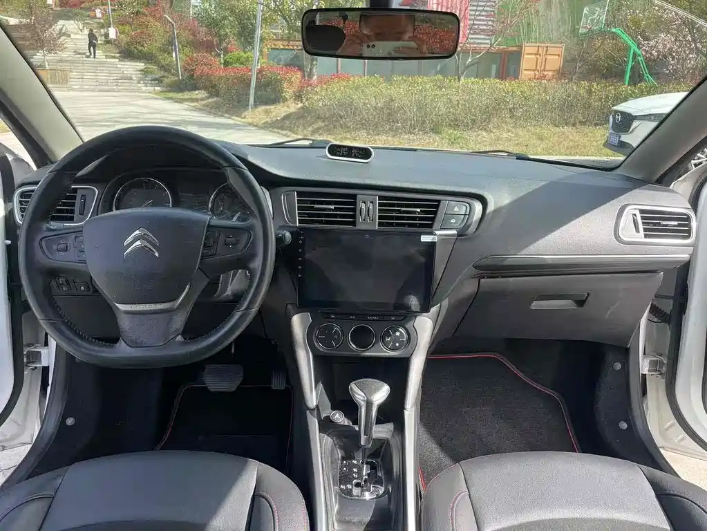 Citroen C3-XR — миниатюра 8