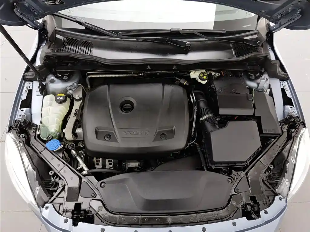 Volvo V40 2017 T3
