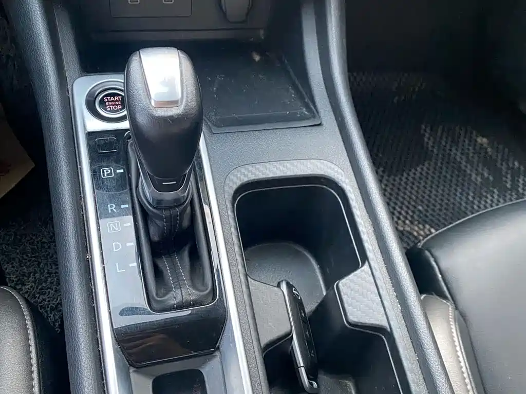 Nissan Sylphy — миниатюра 10