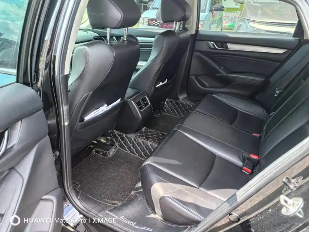 Honda Accord — миниатюра 6