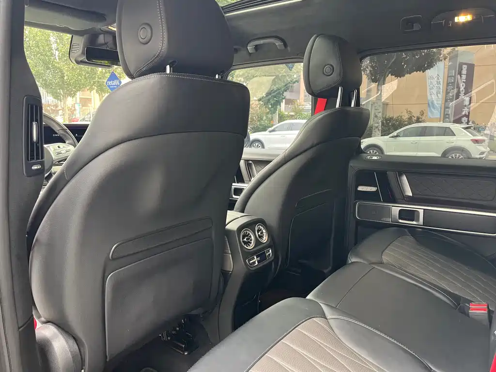 Mercedes-Benz G-Class — миниатюра 10
