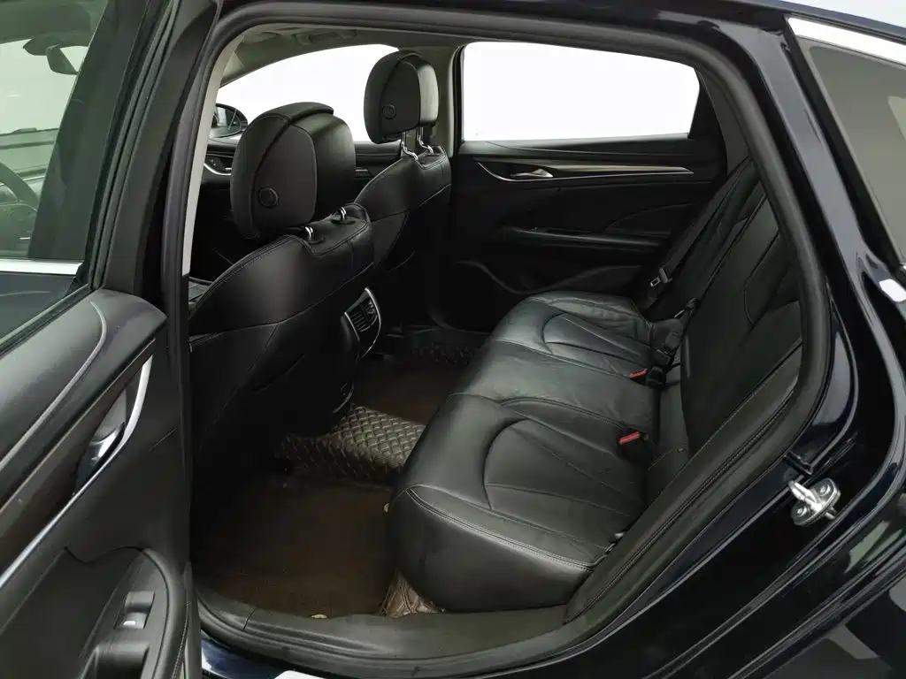 Buick LaCrosse — миниатюра 15