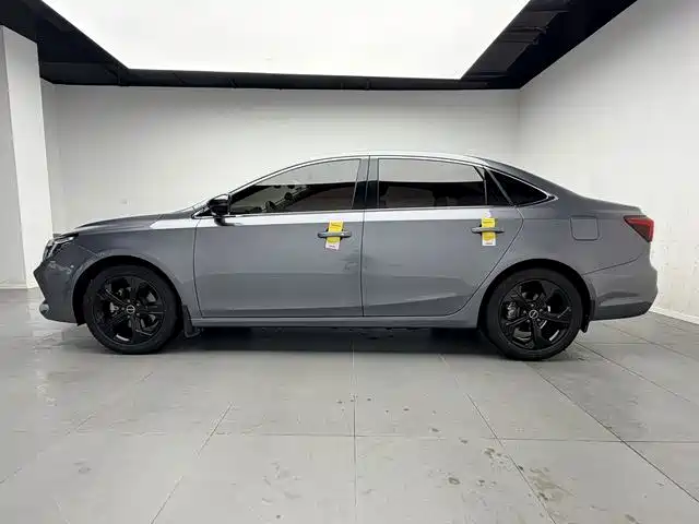 Roewe i6 MAX — миниатюра 8
