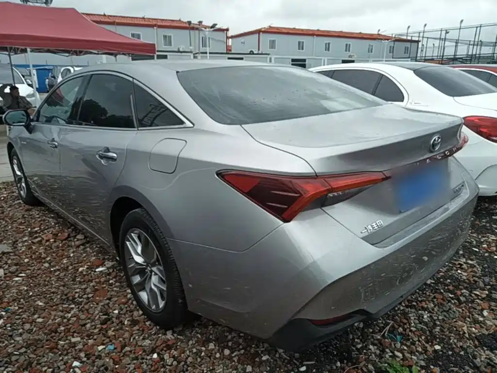 Toyota Avalon — миниатюра 5
