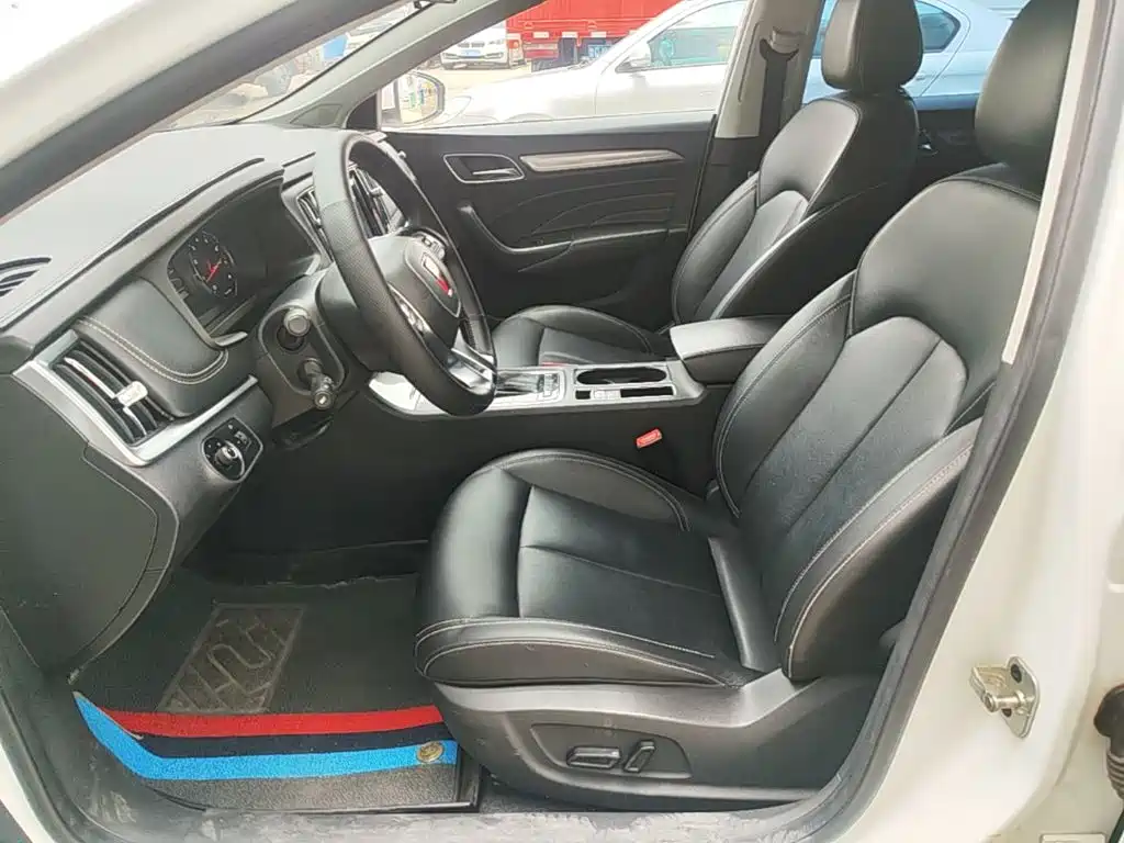 Roewe Roewe i6 Classic — миниатюра 15