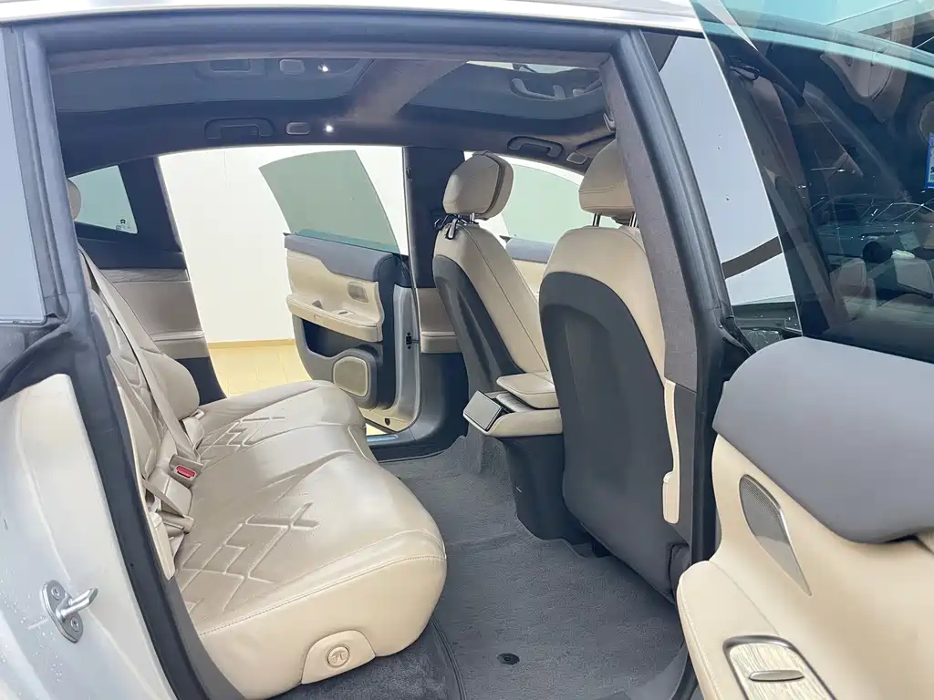 NIO ET7 — миниатюра 16