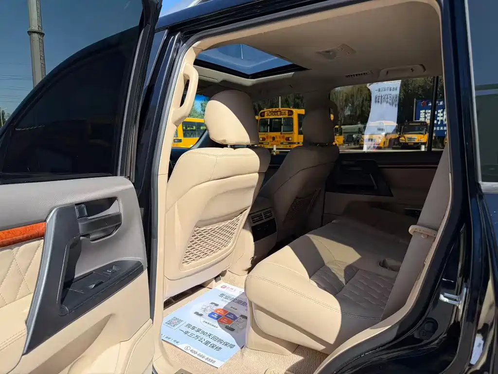 Toyota Land Cruiser — миниатюра 9
