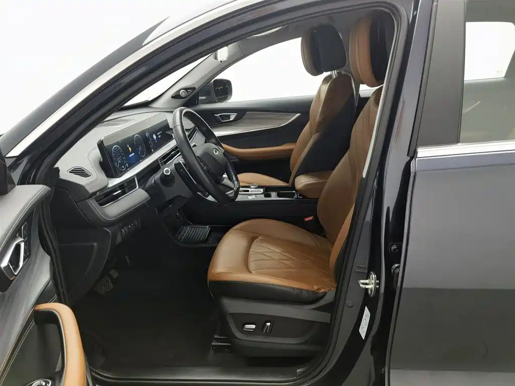Chery 8 PLUS 2021 290TGDI DCT