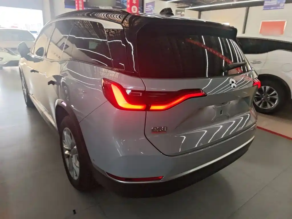 NIO ES8 — миниатюра 5