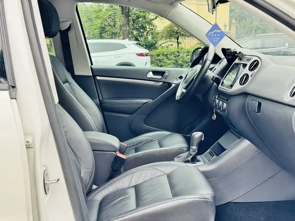 Volkswagen Tiguan — миниатюра 11