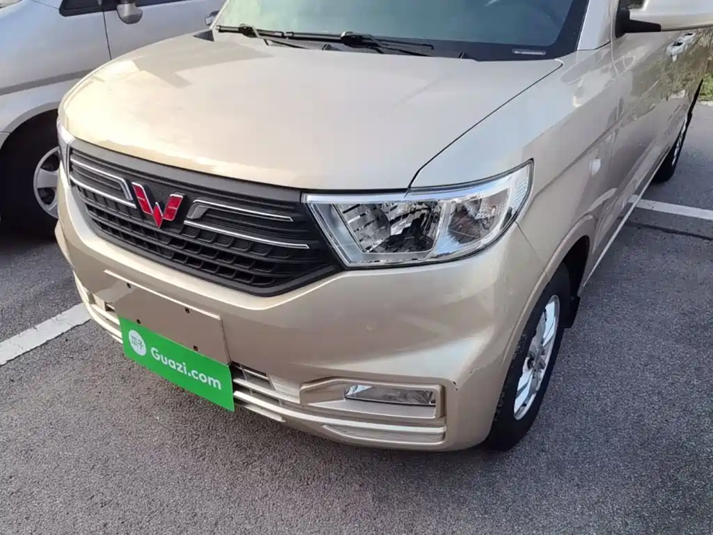 Wuling Hongguang V — миниатюра 24